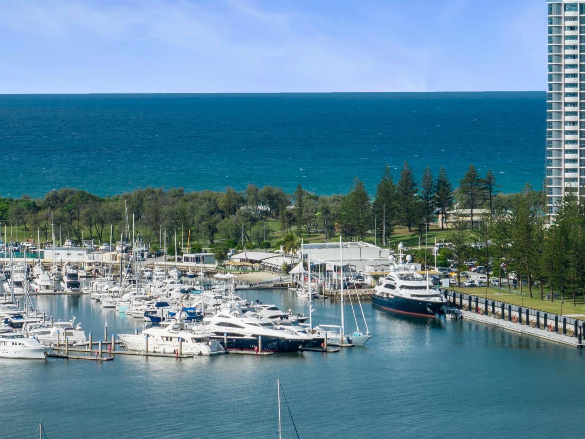 Brighton Shores Gold Coast Bagian luar foto
