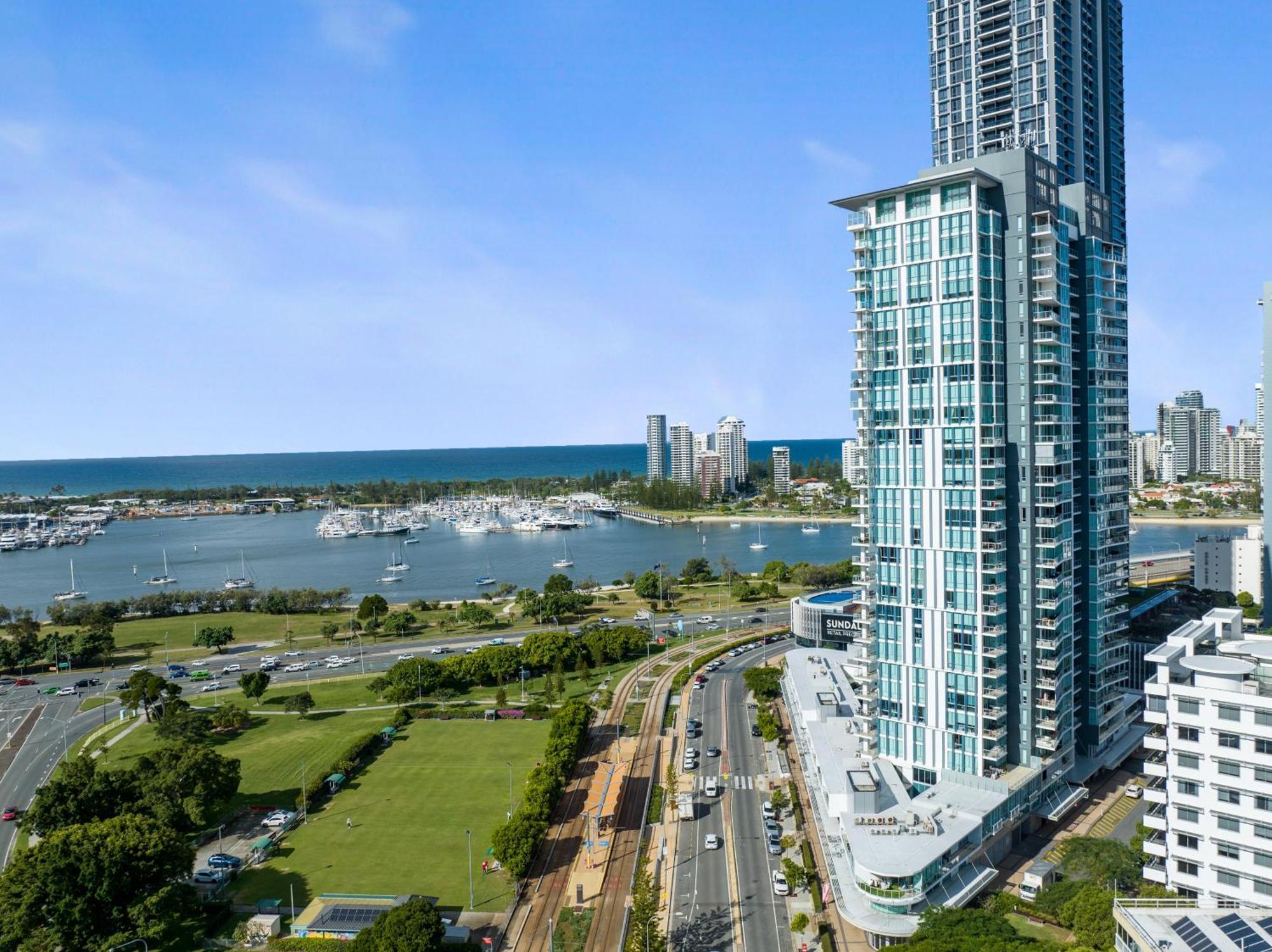 Brighton Shores Gold Coast Bagian luar foto